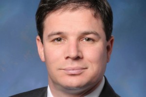 Geoff Freeman caves in to Sheldon Adelson pressure, BUT what about those members in support of online gambling?